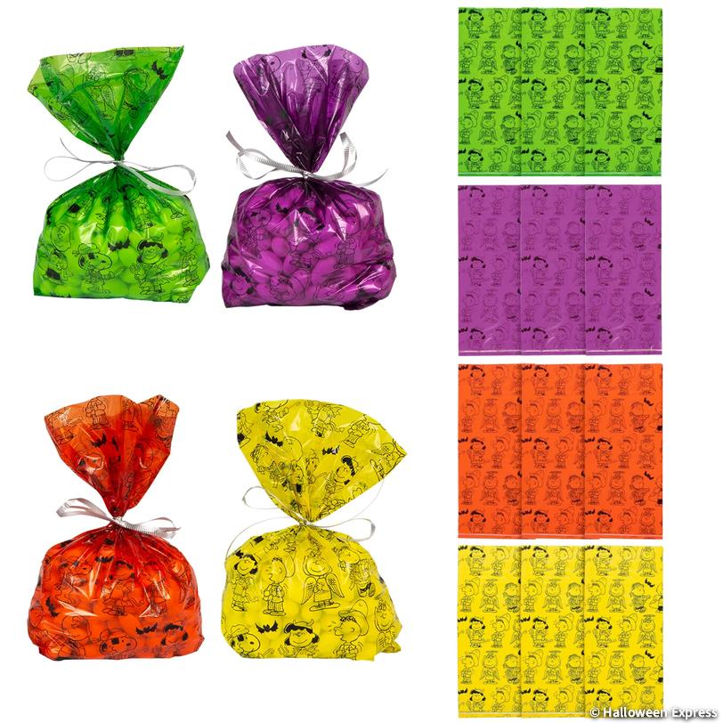 Peanuts<sup>&amp;#174;</sup> Large Halloween Cellophane Treat Bags - 12 pc Image
